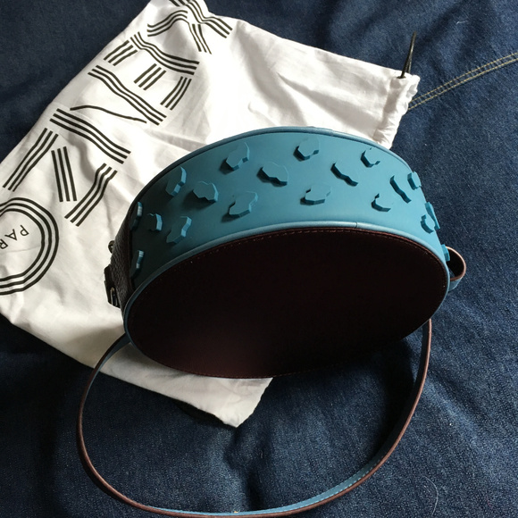 BRAND NEW Kenzo Tiger Round Crossbody Bag - Picture 3 of 8